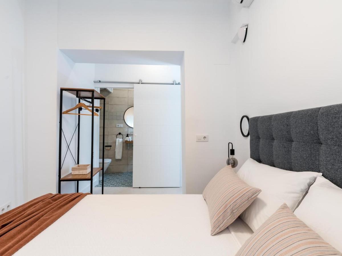 Unique Homes La Juderia Parking & Jacuzzi Sevilla Exteriör bild